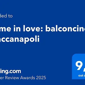 In Love: Balconcino Spaccanapoli Apartment